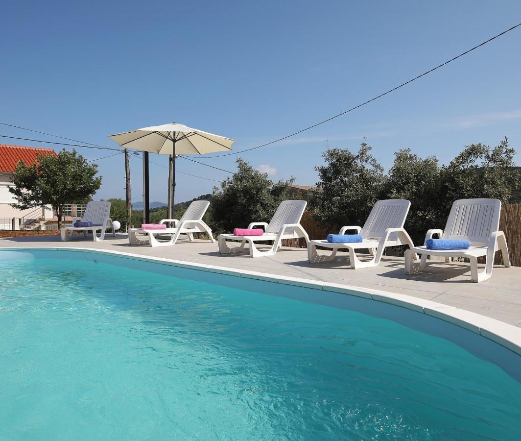 Holiday Home On Dugi Otok - Otok Brbinj エクステリア 写真