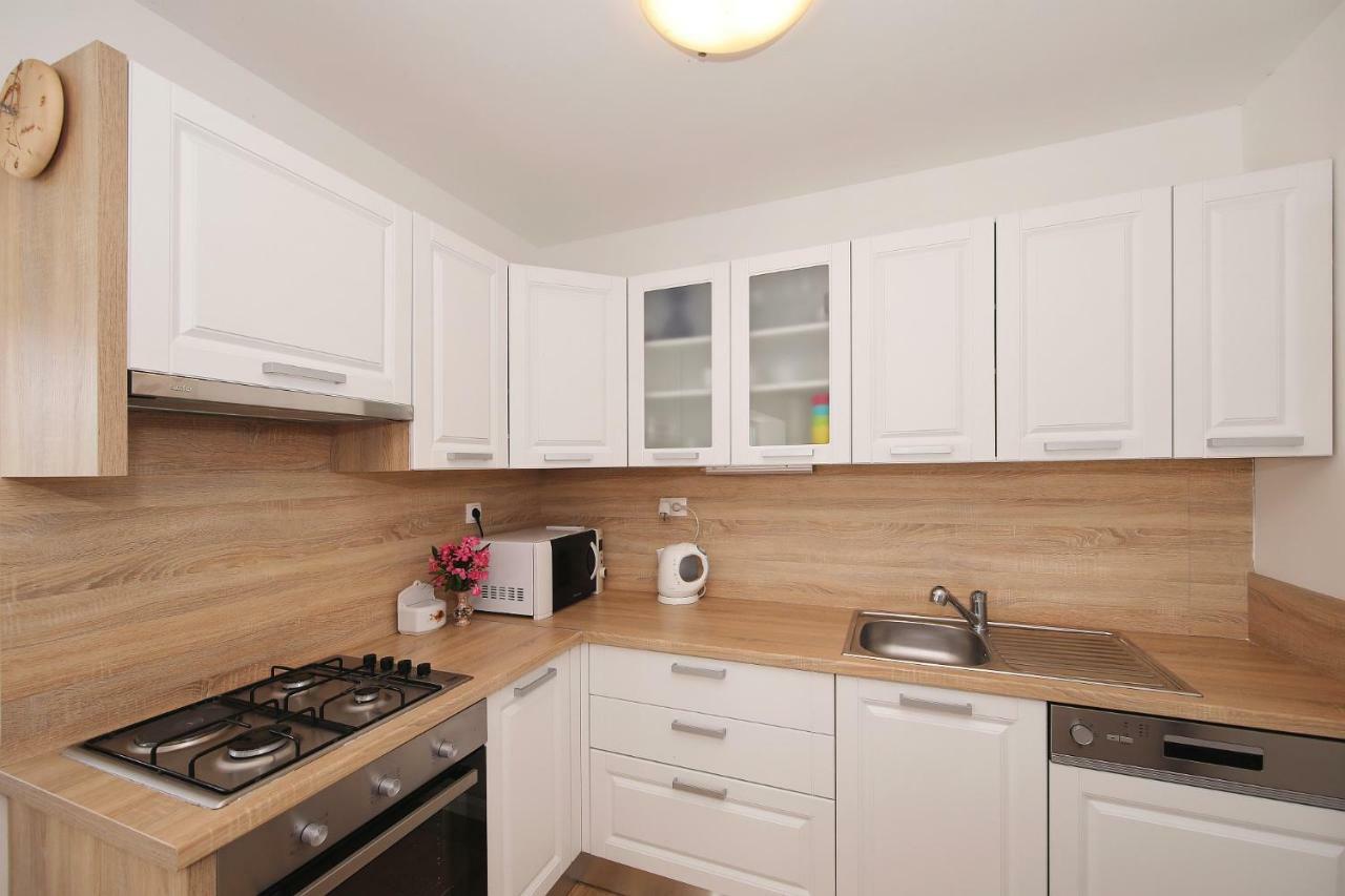 Holiday Home On Dugi Otok - Otok Brbinj エクステリア 写真