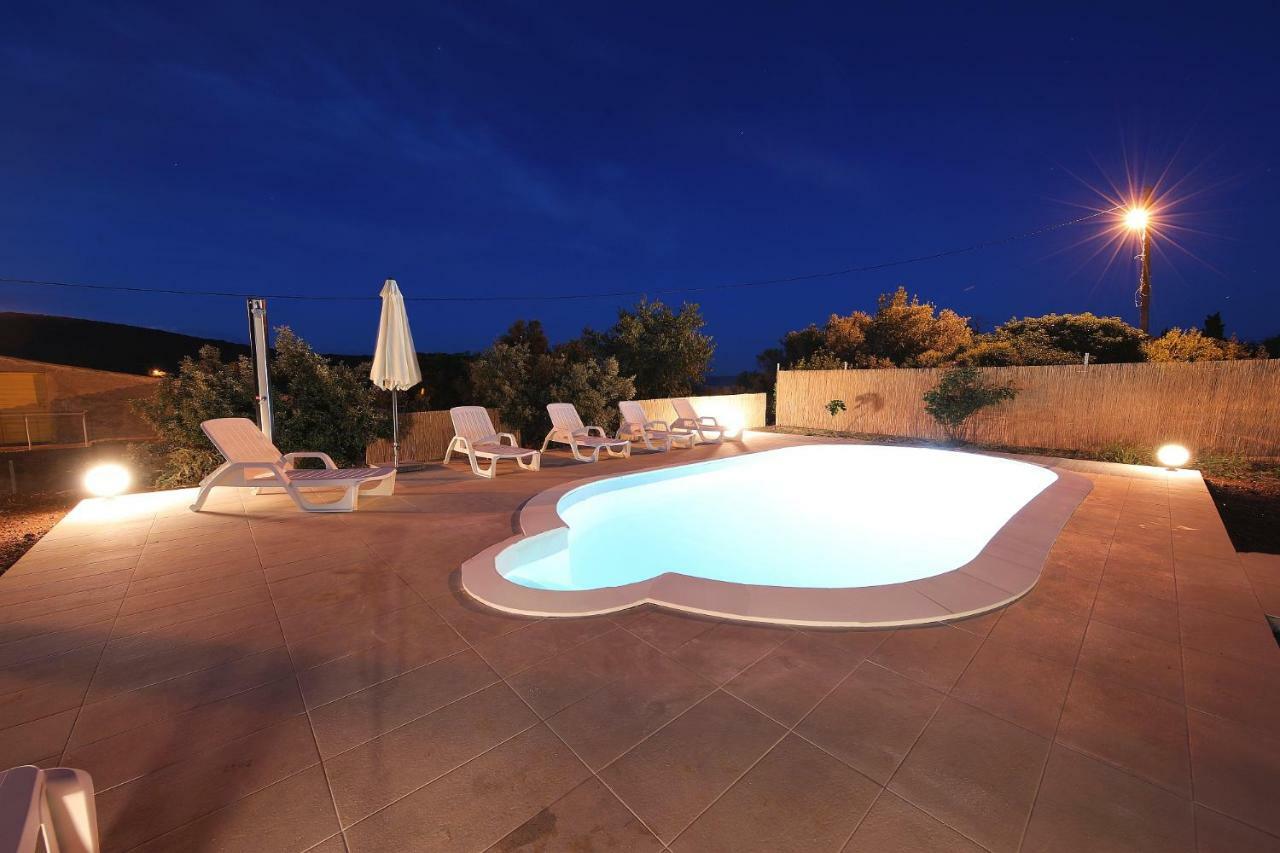 Holiday Home On Dugi Otok - Otok Brbinj エクステリア 写真