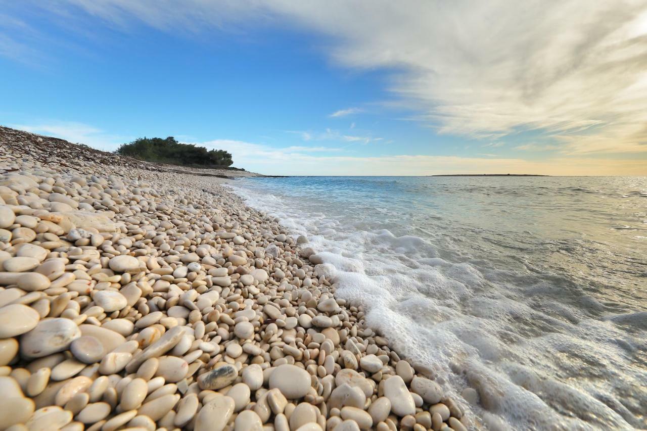 Holiday Home On Dugi Otok - Otok Brbinj エクステリア 写真